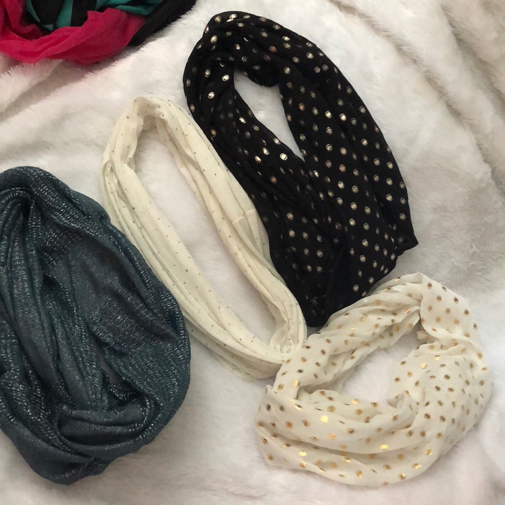 Infinity scarfs - Picture 3 of 5